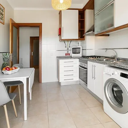 Seascape Homey & Cozy Baleal Апартаменты Пениши