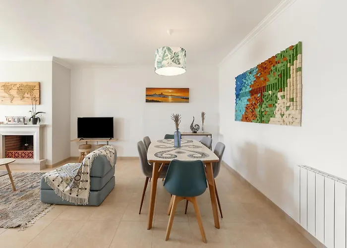 Seascape Homey & Cozy Baleal 公寓